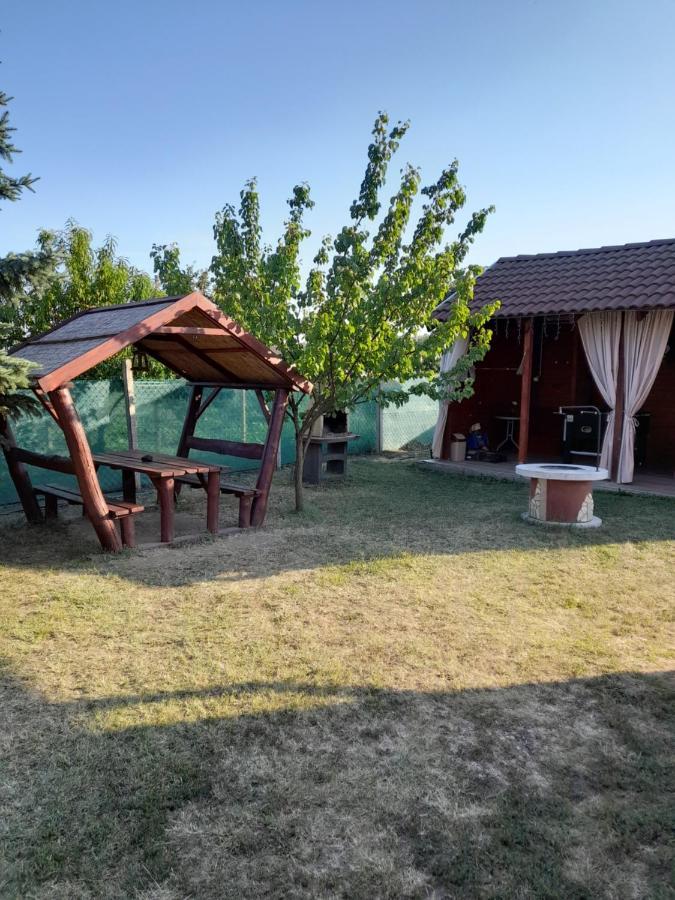 Vadrozsa Vendeghaz-Apartman Demjén Zewnętrze zdjęcie